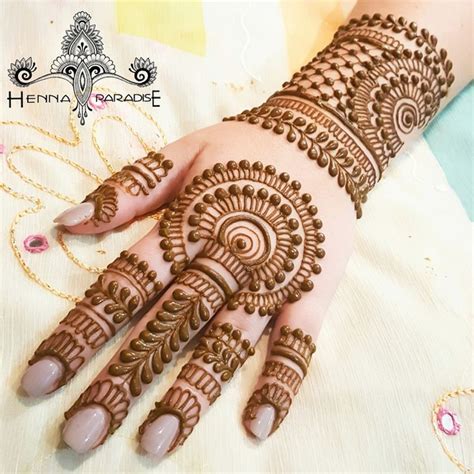 henna paradise mehndi design