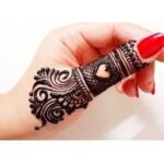 thumb mehndi design