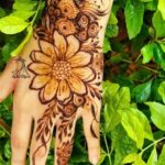 sunflower mehndi design